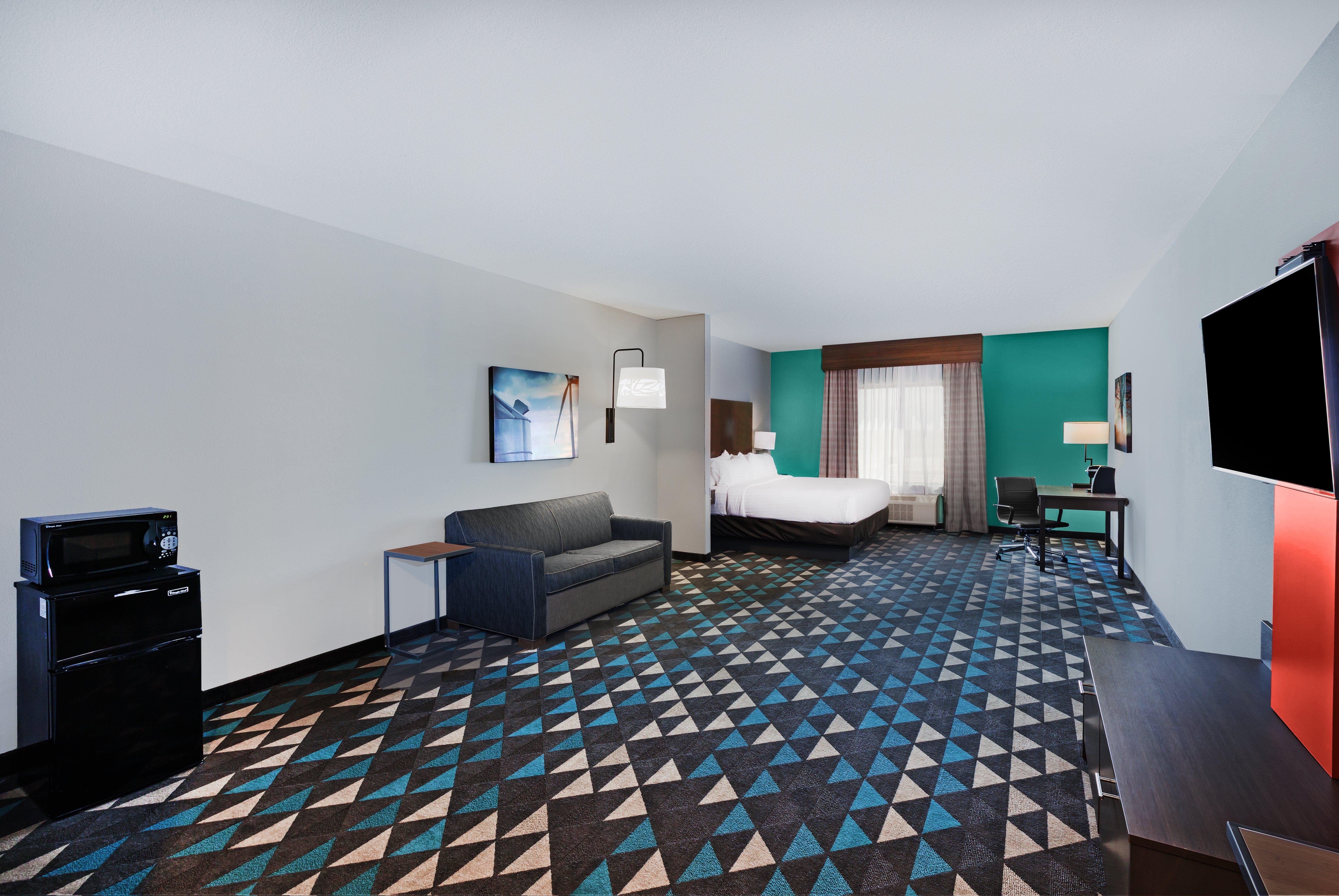 Holiday Inn Express & Suites Perryton By Ihg Lord Exterior photo